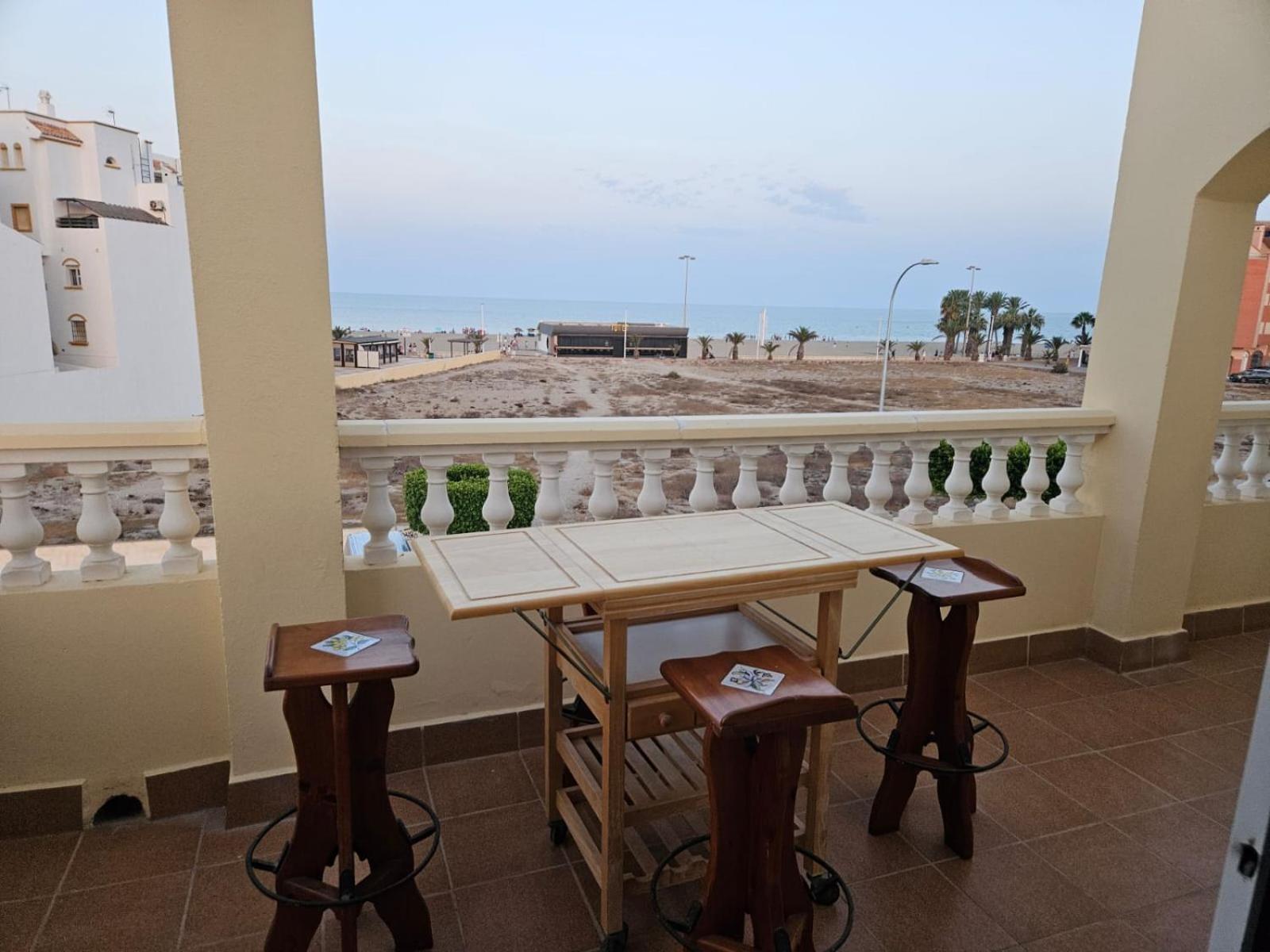 De Tres A 3 Minutos De La Playa 6 Personas Apartament Roquetas de Mar